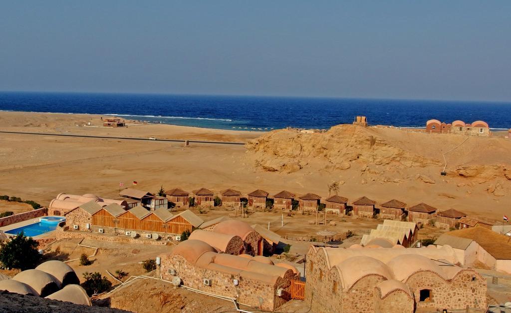 Roots Red Sea Hotell El Qoseir Exteriör bild