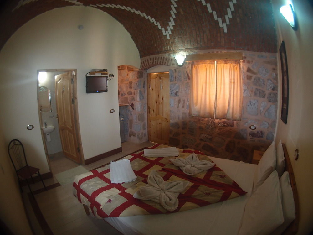 Roots Red Sea Hotell El Qoseir Exteriör bild