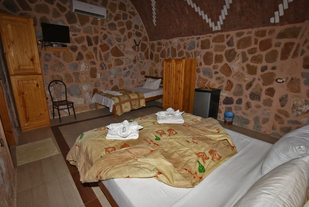 Roots Red Sea Hotell El Qoseir Exteriör bild